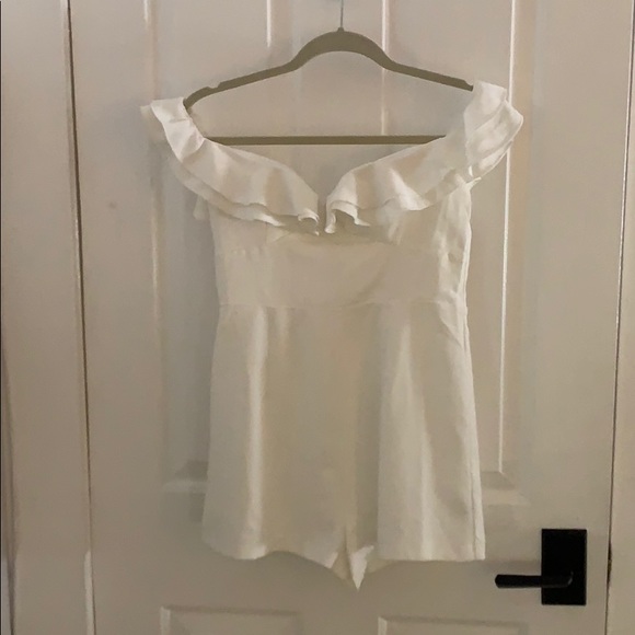 Nada Ruffle Romper - Picture 4 of 5